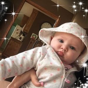 Meet your Posher, Pam